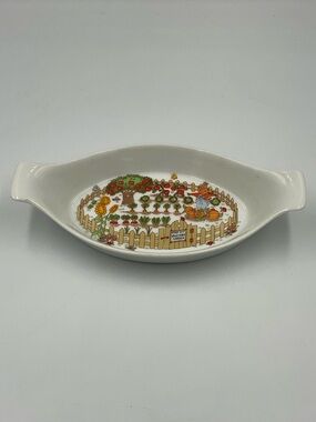 Vintage 1976 Enesco "Vegetable Garden" Au Gratin Casserole Dish